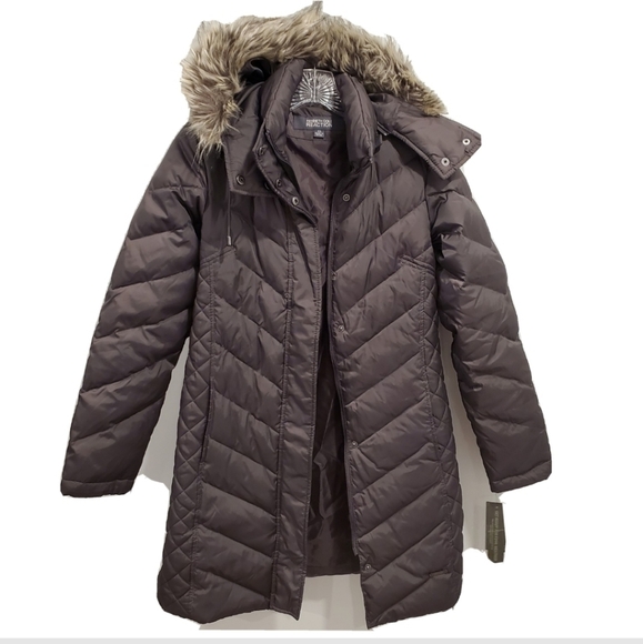 NWT Kenneth Cole Gray Faux-Fur-Trim Chevron Coat - Picture 4 of 6